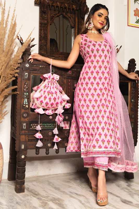 Elegant And Sweet Style Elegant And Sweet Style Women's GULBAHAR PINK HAND BLOCK SUIT SET - Pomcha Jaipur Elegant And Sweet Style Elegant And Sweet Style Women's GULBAHAR PINK HAND BLOCK SUIT SET - Pomcha Jaipur