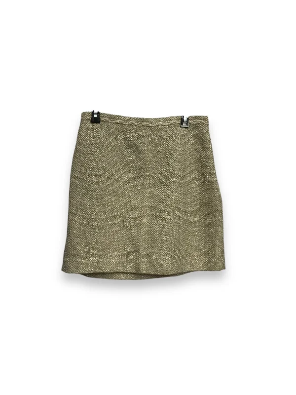 Elegant And Intellectual Style Elegant And Intellectual Style Skirt Mini & Short By Ann Taylor In Gold, Size: S Elegant And Intellectual Style Elegant And Intellectual Style Skirt Mini & Short By Ann Taylor In Gold, Size: S