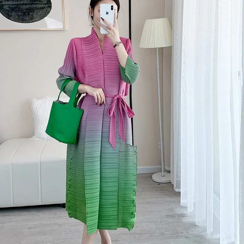 Casual Basic Style Casual Basic Style Miyake Pleated Gradient V-Neck Belt Midi Dress Casual Basic Style Casual Basic Style Miyake Pleated Gradient V-Neck Belt Midi Dress