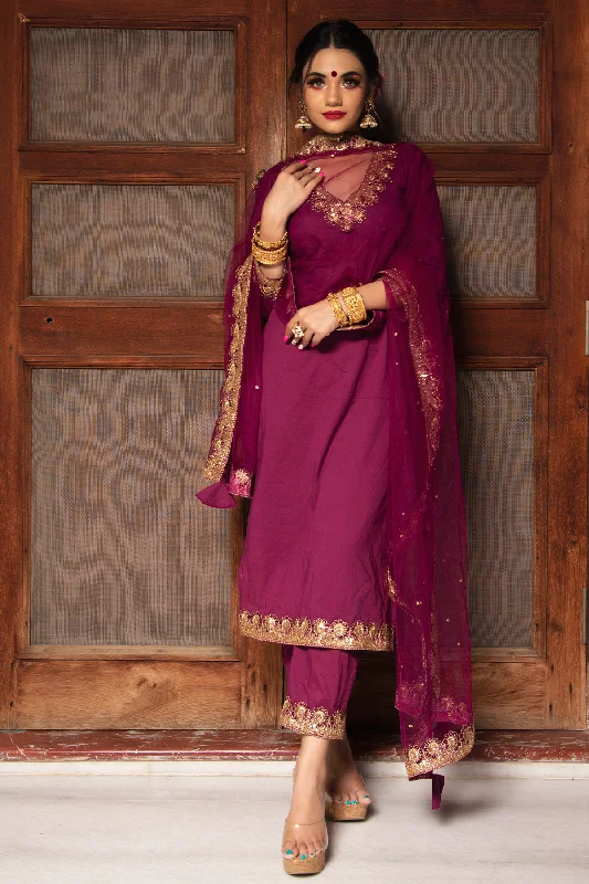 Elegant And Luxurious Feeling Elegant And Luxurious Feeling Women's plum cotton straight kurta set - Pomcha Jaipur Elegant And Luxurious Feeling Elegant And Luxurious Feeling Women's plum cotton straight kurta set - Pomcha Jaipur