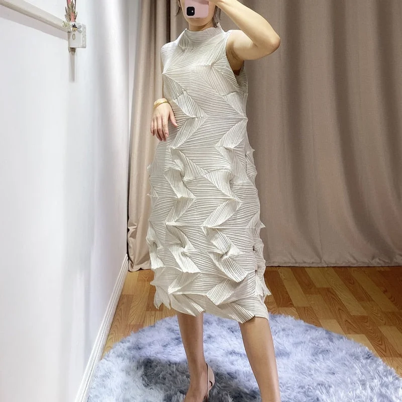 Simple Design Sense Simple Design Sense Miyake Pleated Stand Collar Sleeveless Midi Dress Simple Design Sense Simple Design Sense Miyake Pleated Stand Collar Sleeveless Midi Dress