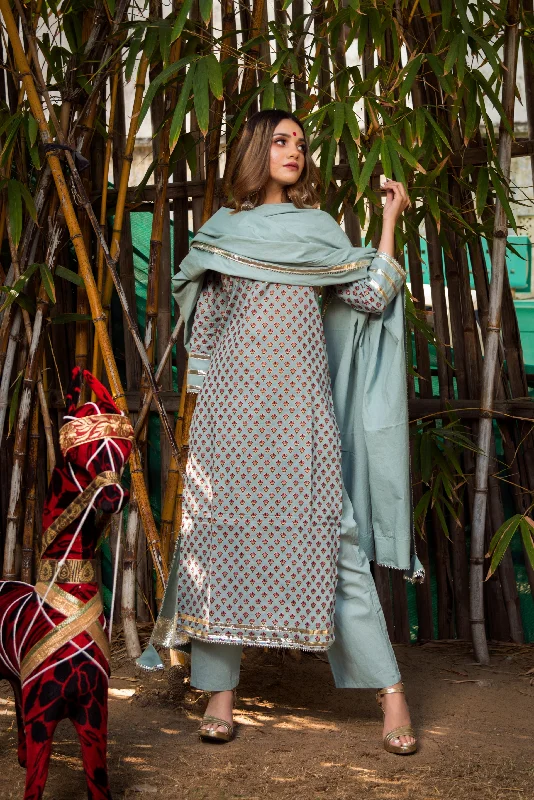 Soft Vintage Streetwear Soft Vintage Streetwear Women's cotton hand block print kurta - Pomcha Jaipur Soft Vintage Streetwear Soft Vintage Streetwear Women's cotton hand block print kurta - Pomcha Jaipur