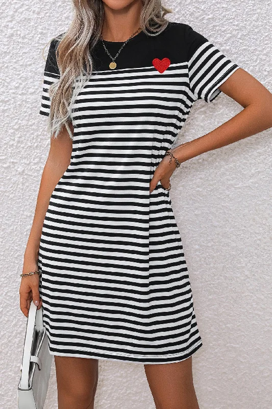 Casual Fit Style Casual Fit Style Striped Heart Short Sleeve Dress