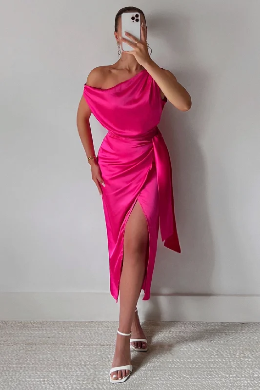 Romantic Dinner Romantic Dinner CHARISMA MIDI DRESS - HOT PINK