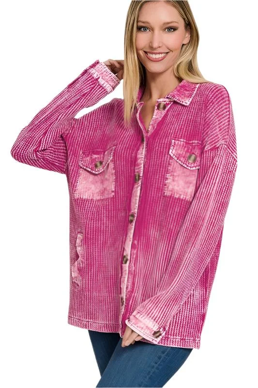 MAGENTA