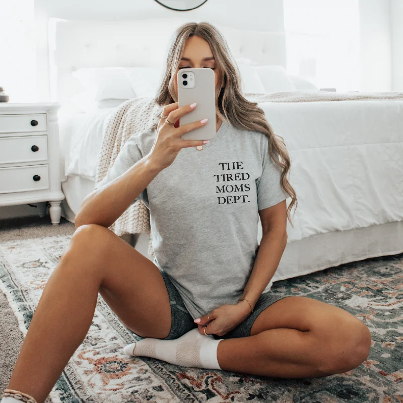 Simple Fashion Style Simple Fashion Style The Tired Moms Dept. • Gray Tee