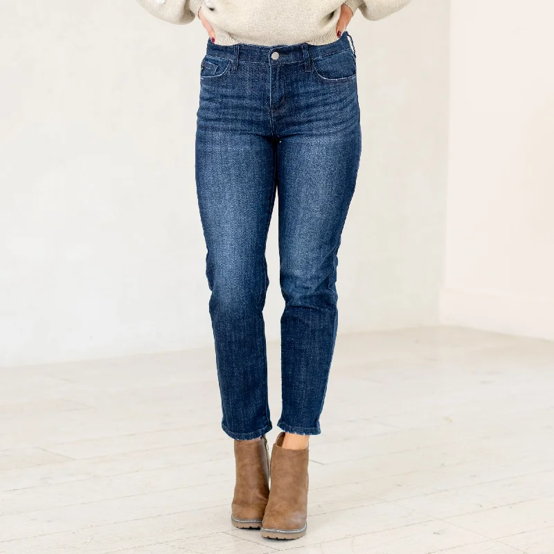 Simple Casual Feeling Simple Casual Feeling Delvey Mid Rise Boyfriend Jeans