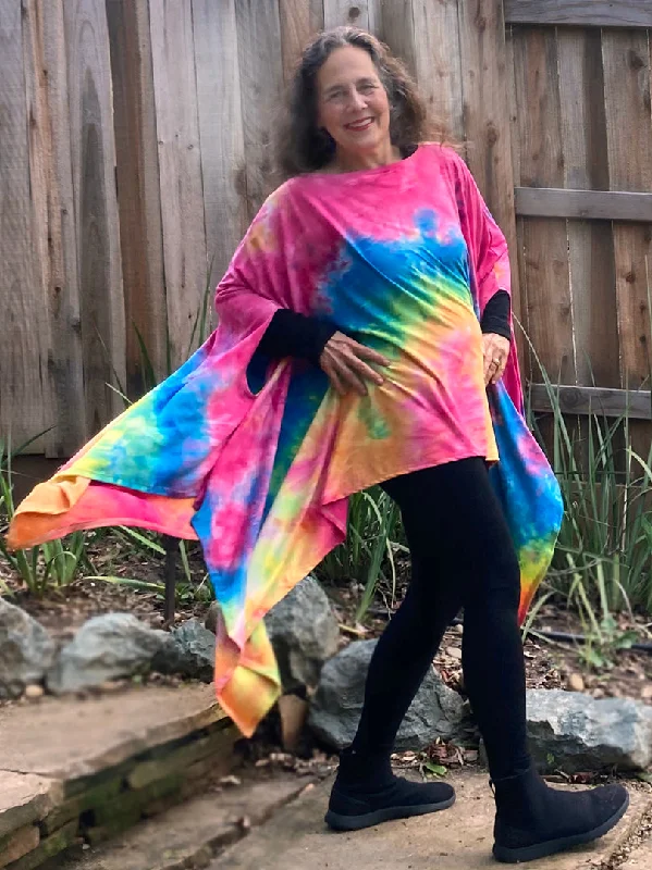 Elegant Lapel Style Elegant Lapel Style Sunheart Rainbow Pride Poncho Tunic Top One-of-a-Kind Elegant Lapel Style Elegant Lapel Style Sunheart Rainbow Pride Poncho Tunic Top One-of-a-Kind