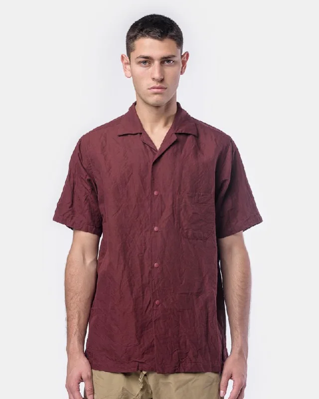 Elegant Slim Skirt Elegant Slim Skirt Snap-Down Shirt in Maroon