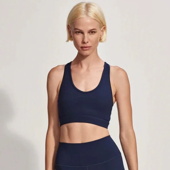 Elegant Slim Skirt Elegant Slim Skirt FreeSoft Park Bra