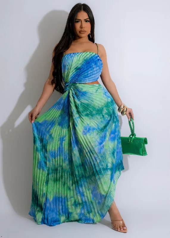 Casual Print Design Casual Print Design Celestial Love Pleated Maxi Dress Blue