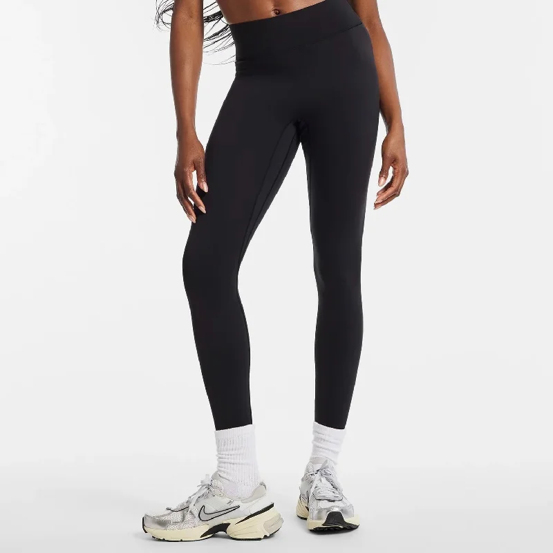 Chic Street Look Trends Chic Street Look Trends Center Stage Legging