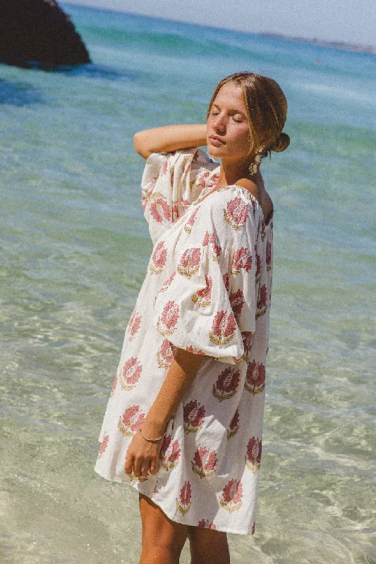 Elegant And Luxurious Feeling Elegant And Luxurious Feeling Ria Mini Dress ~ Strawberry Cream