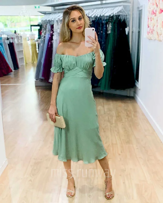 Elegant And Generous Elegant And Generous Masie Midi Dress - Pistachio
