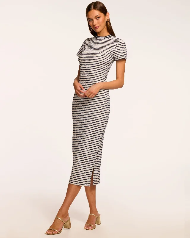 Personalized Independent Style Personalized Independent Style Skye T-Shirt Knit Midi Dress
