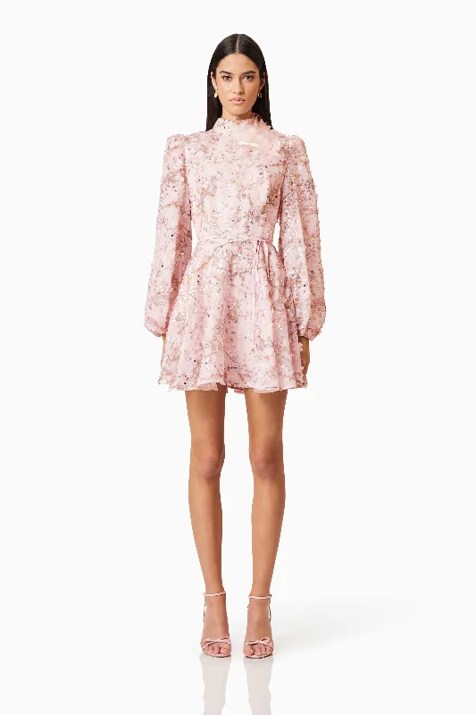 Casual Relaxed Chic Casual Relaxed Chic Regina Long Sleeve Dress in Pink