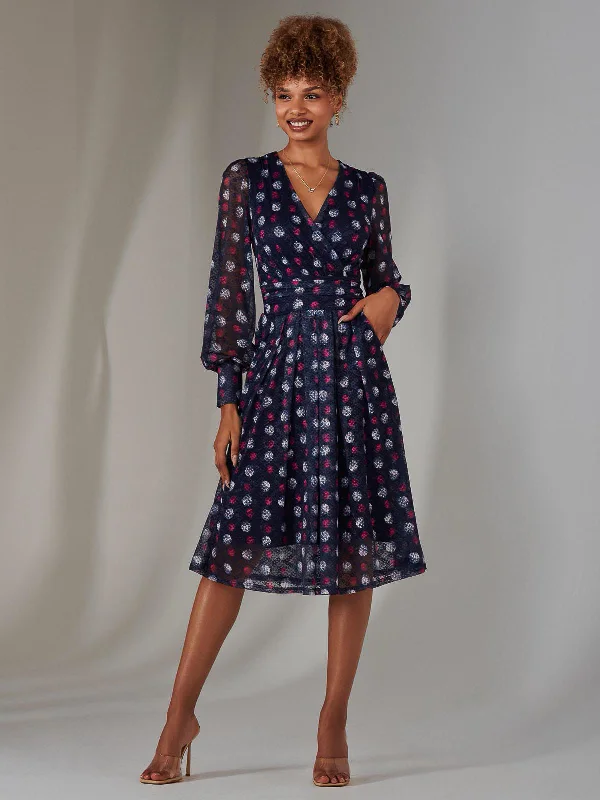Simple Fresh Feeling Simple Fresh Feeling Long Sleeve Lace Print Midi Dress, Navy Abstract Simple Fresh Feeling Simple Fresh Feeling Long Sleeve Lace Print Midi Dress, Navy Abstract