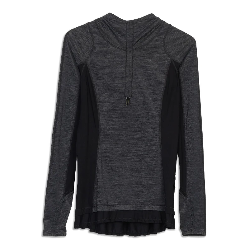 Elegant Lace Style Elegant Lace Style Run In The Sun Pullover - Resale