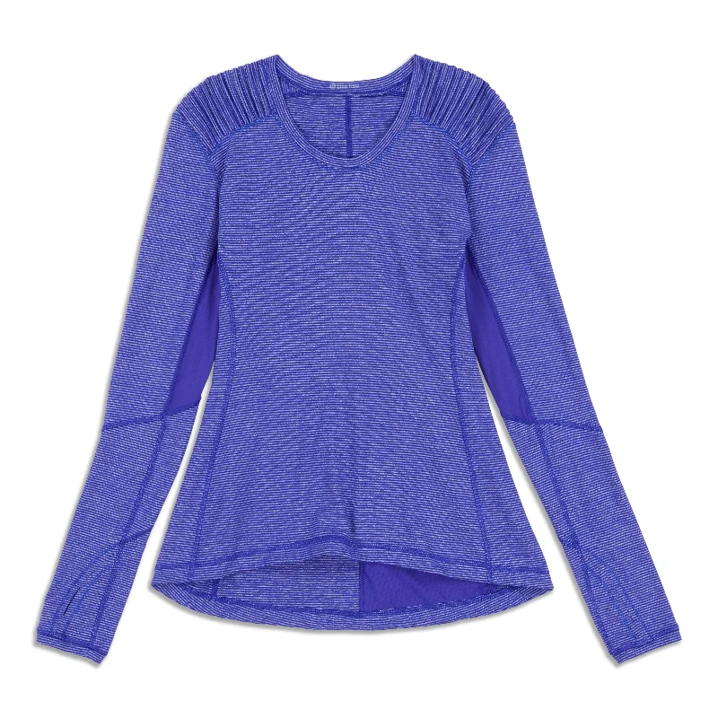 Personalized Three-Dimensional Design Personalized Three-Dimensional Design Star Runner Long Sleeve Shirt - Resale Personalized Three-Dimensional Design Personalized Three-Dimensional Design Star Runner Long Sleeve Shirt - Resale