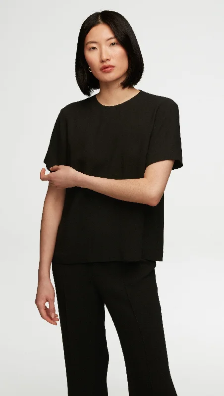 Chic Street Look Trends Chic Street Look Trends Woven Tee in Viscose Wool Crepe | Black Chic Street Look Trends Chic Street Look Trends Woven Tee in Viscose Wool Crepe | Black