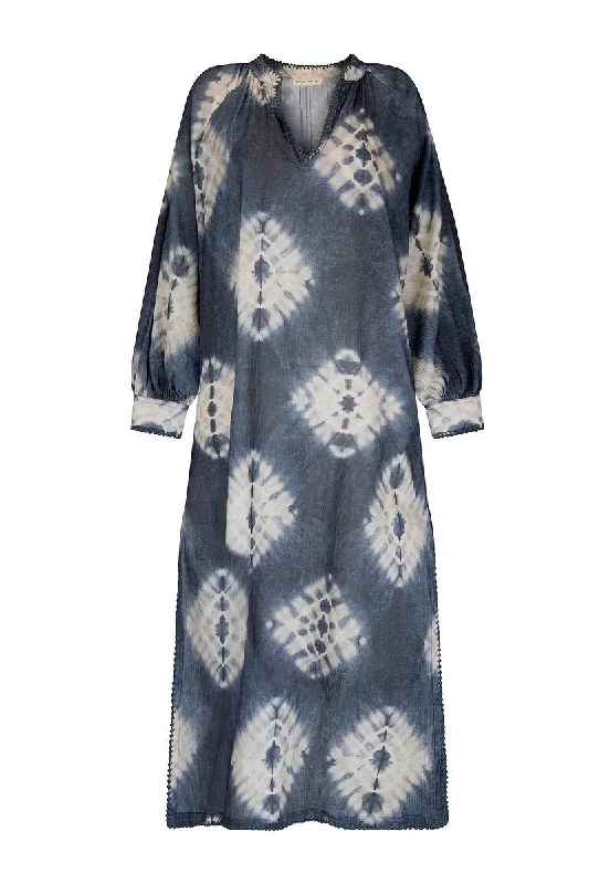 Personalized Contrast Design Personalized Contrast Design INTO THE WATER MAXI DRESS-NAVY Personalized Contrast Design Personalized Contrast Design INTO THE WATER MAXI DRESS-NAVY