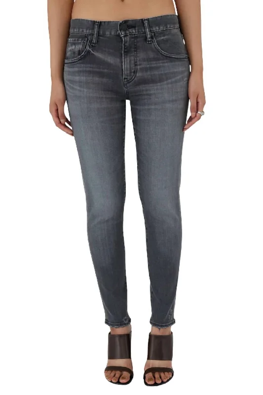 Elegant Interpretation Design Elegant Interpretation Design Midland Skinny Jean In Black Elegant Interpretation Design Elegant Interpretation Design Midland Skinny Jean In Black