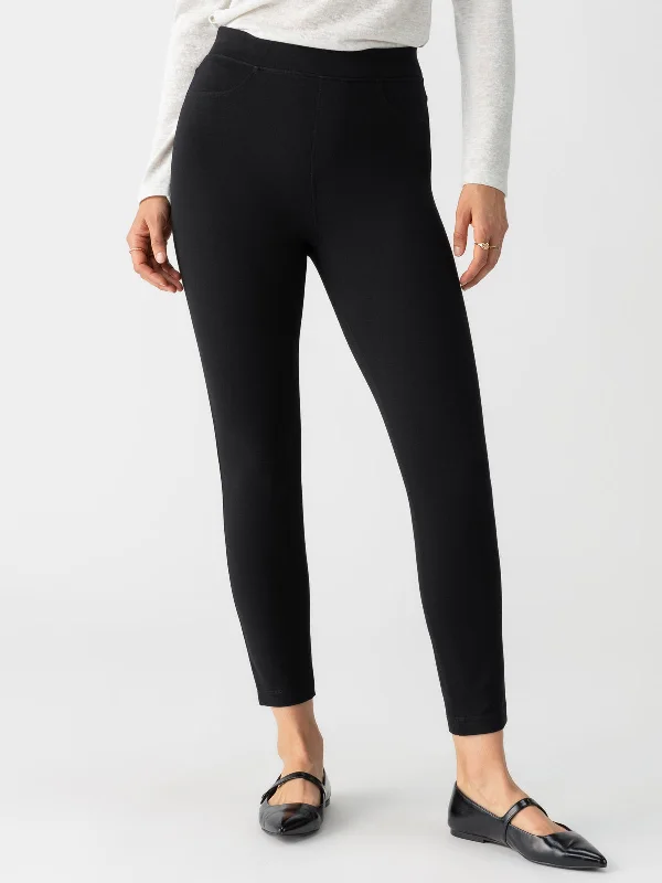 Elegant And Noble Style Elegant And Noble Style Runway Semi High Rise Legging Black
