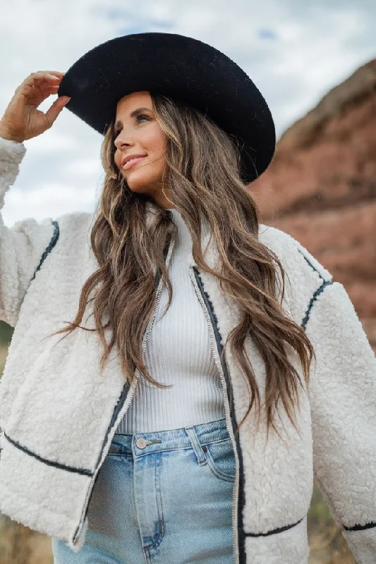 Simple And Color Simple And Color Dylan Cream and Black Sherpa Contrast Trim Jacket Emily Fauver X Pink Lily Simple And Color Simple And Color Dylan Cream and Black Sherpa Contrast Trim Jacket Emily Fauver X Pink Lily