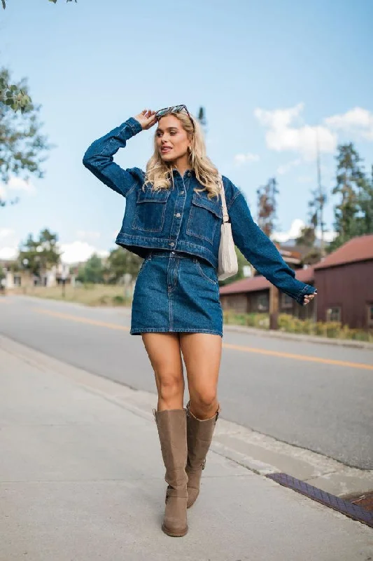 Casual Comfort Casual Comfort Grand Things Dark Wash Crop Denim Jacket