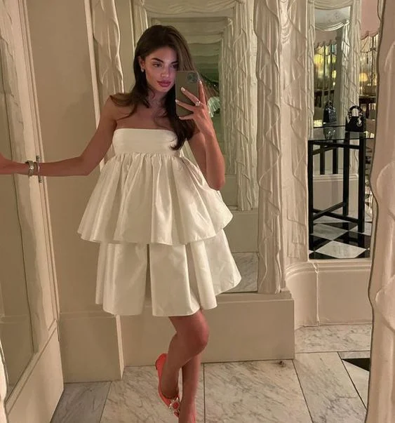 Elegant And Luxurious Feeling Elegant And Luxurious Feeling White Strapless Tiered A-Line Short Party Dress Birthday Dress, DP2641 Elegant And Luxurious Feeling Elegant And Luxurious Feeling White Strapless Tiered A-Line Short Party Dress Birthday Dress, DP2641