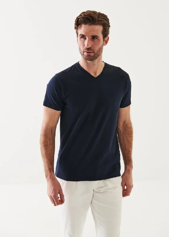 Minimalism Minimalism PIMA COTTON STRETCH V NECK MIDNIGHT 99A08VN