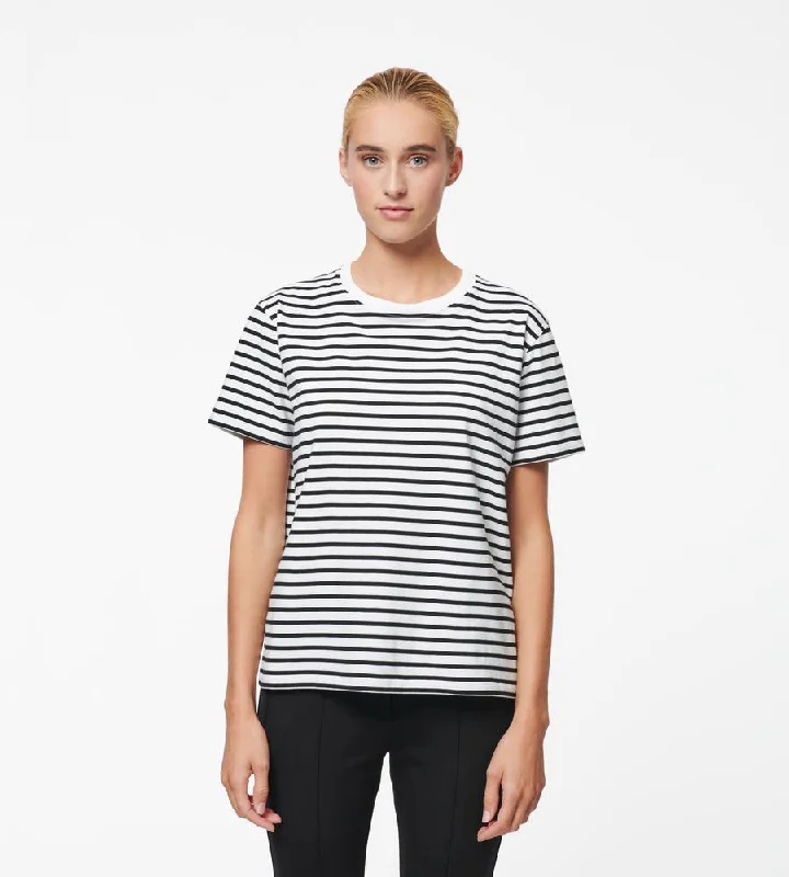 Chic Street Look Trends Chic Street Look Trends WOMEN'S LIGHTWEIGHT PIMA COTTON STRETCH STRIPE BOYFRIEND T-SHIRT 100 Chic Street Look Trends Chic Street Look Trends WOMEN'S LIGHTWEIGHT PIMA COTTON STRETCH STRIPE BOYFRIEND T-SHIRT 100